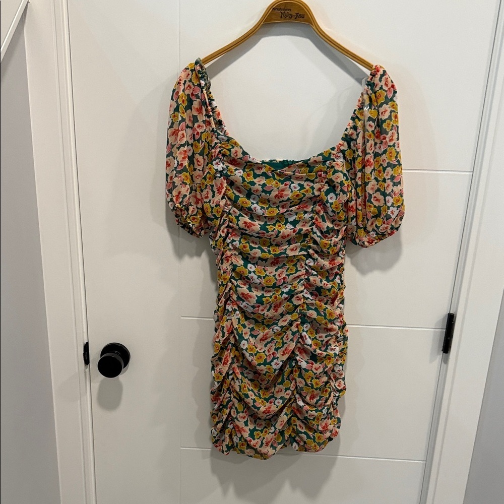 Lush Floral Ruched Puff-Sleeve Mini Dress - Pink & Green size small